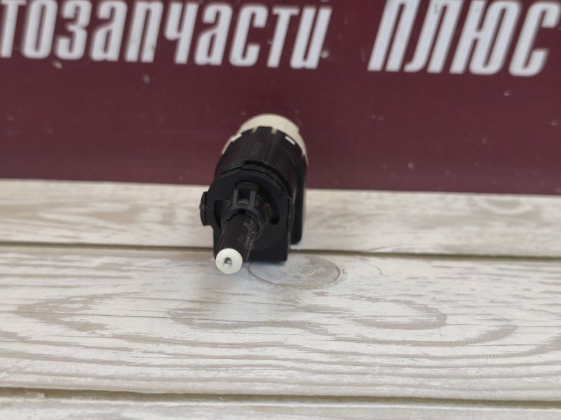 Датчик педали тормоза