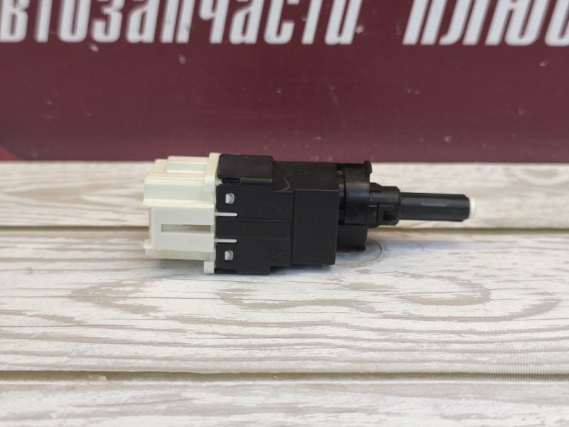 Датчик педали тормоза