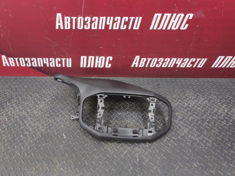 Верхняя накладка торпедо