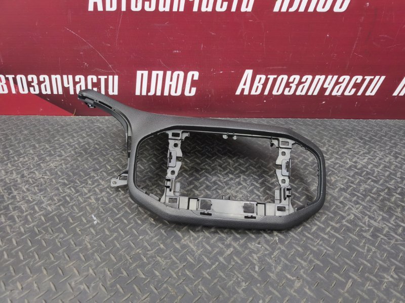 Верхняя накладка торпедо