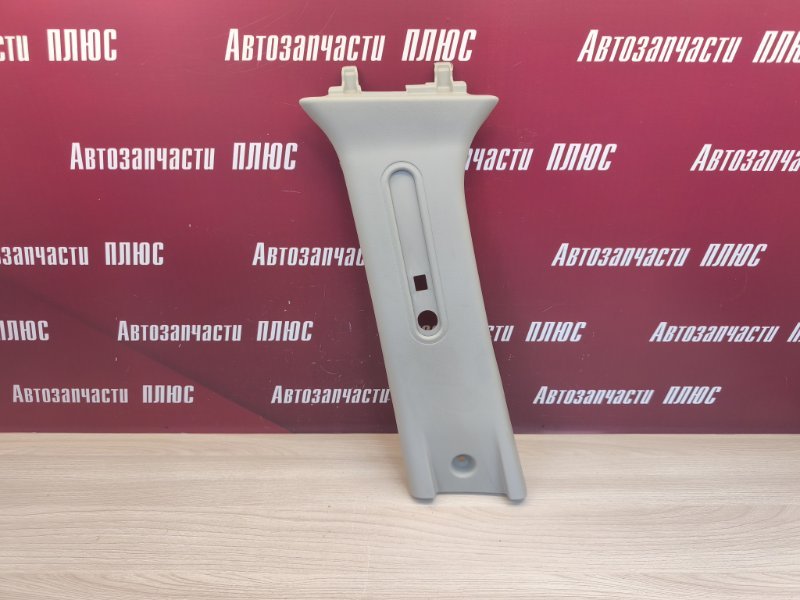 Обшивка средней стойки