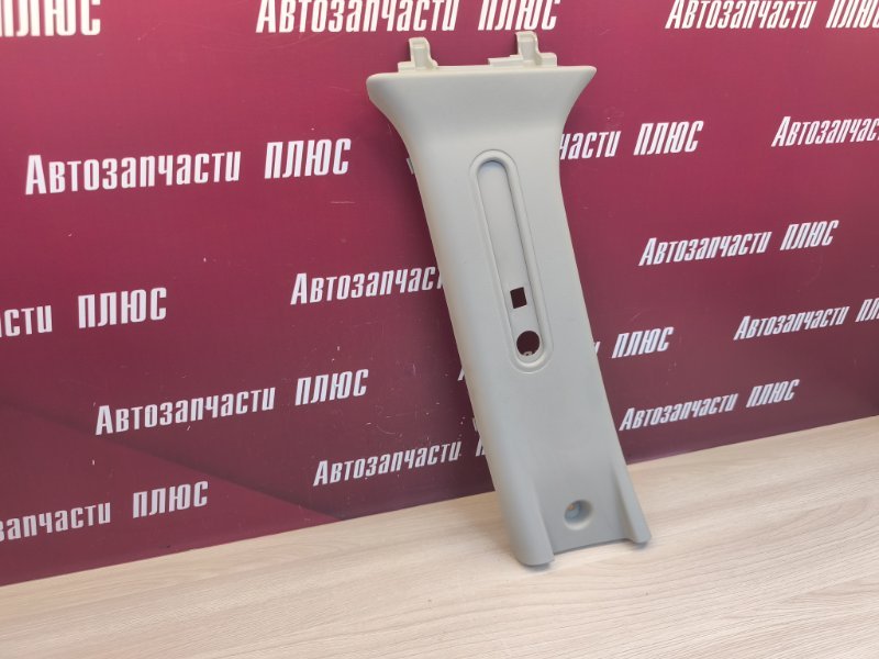 Обшивка средней стойки