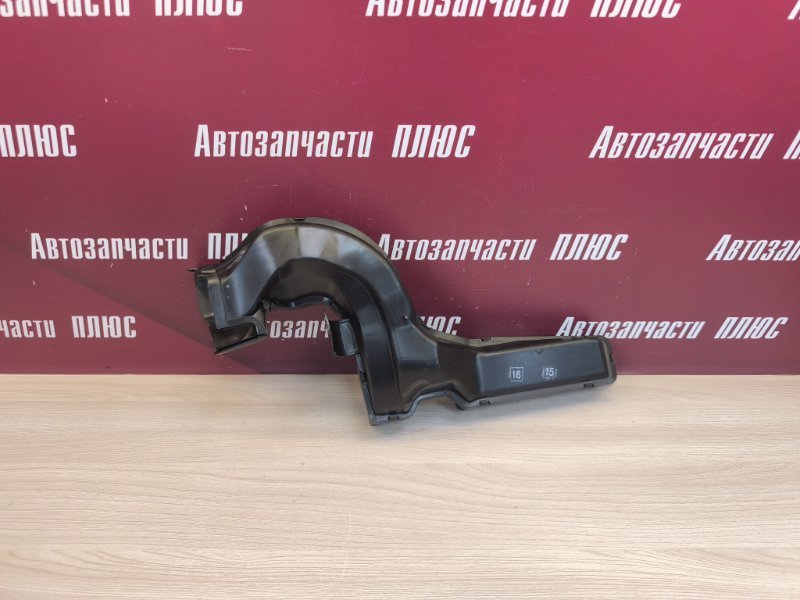 Воздуховод салона