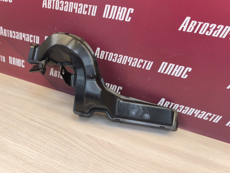 Воздуховод салона