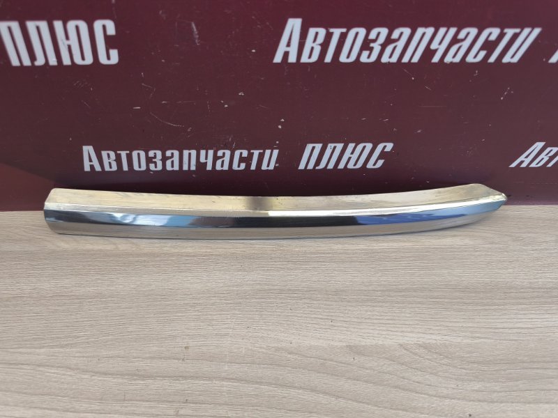 Молдинг бампера хром
