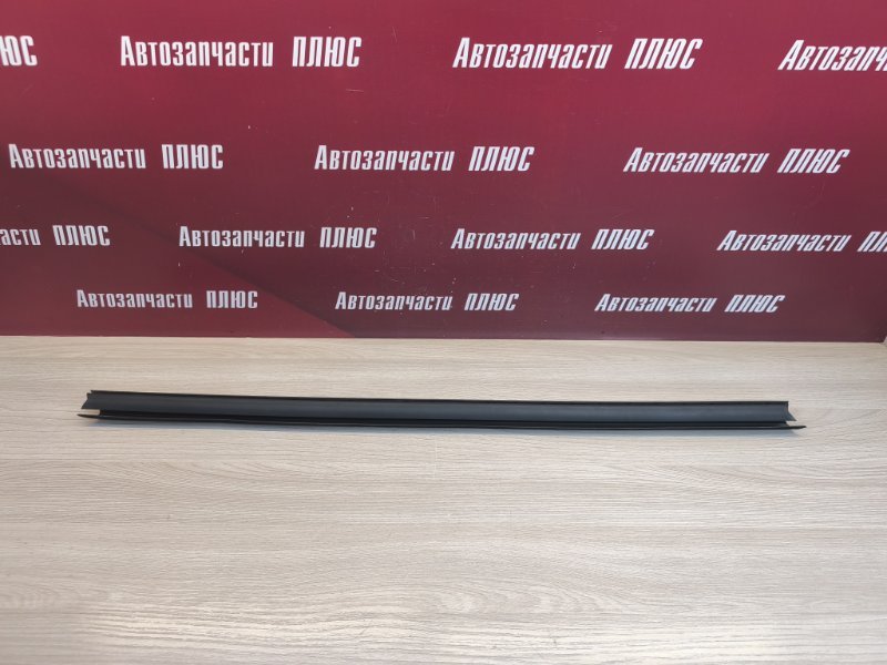 Уплотнитель стекла двери внутренний
