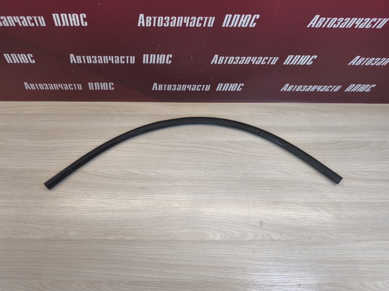 Уплотнительная резинка боковой двери