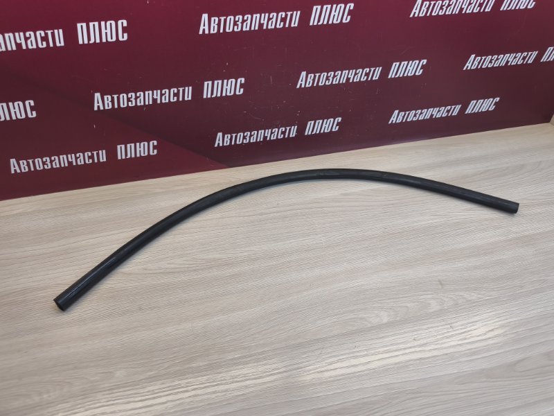 Уплотнительная резинка боковой двери