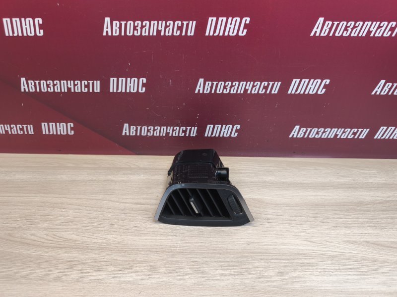 Воздушный дефлектор салона