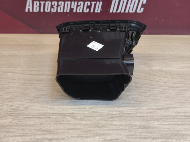 Воздушный дефлектор салона