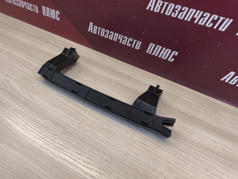 Направляющая стекла двери