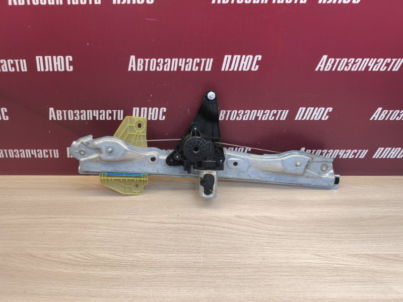 Стеклоподъемник    двери