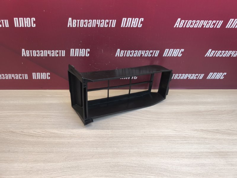 Крепление воздушного фильтра