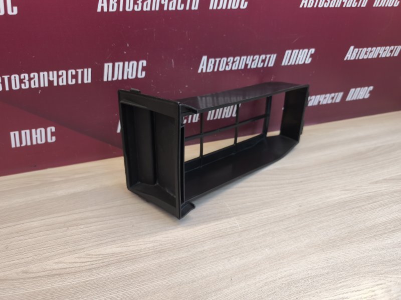 Крепление воздушного фильтра