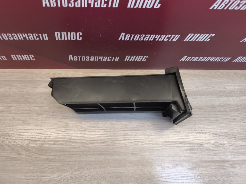 Крепление воздушного фильтра