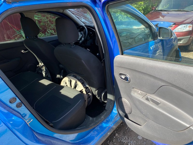 Машина в разбор