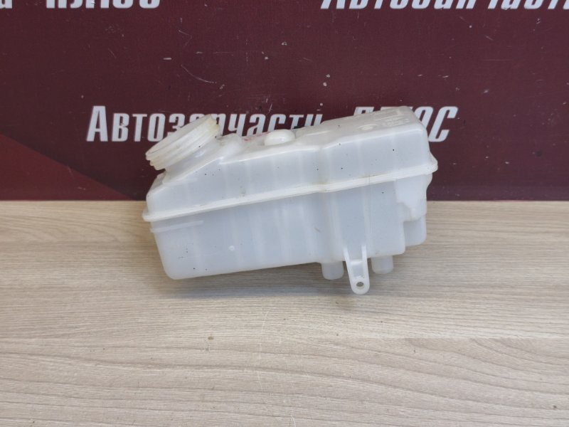 Бачок главного тормозного цилиндра