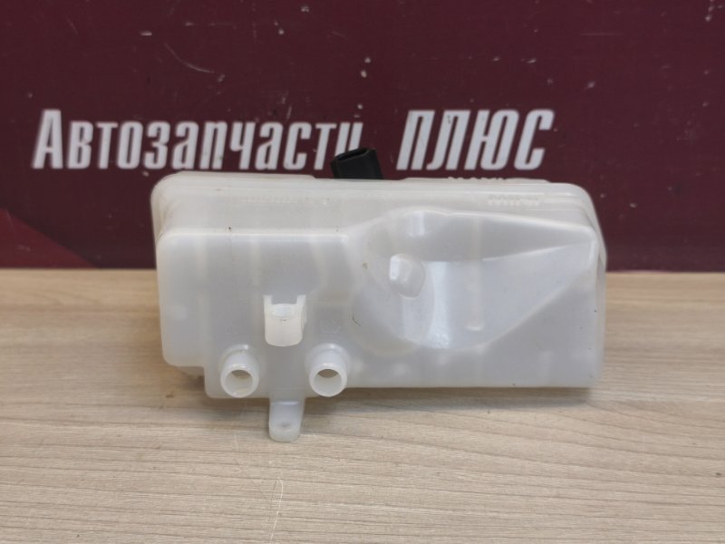 Бачок главного тормозного цилиндра