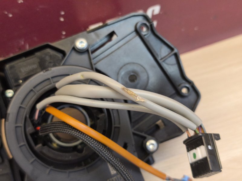 Подрулевой шлейф