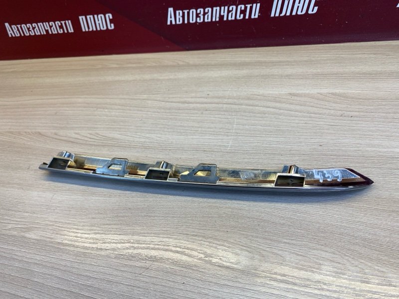 Молдинг бампера хром