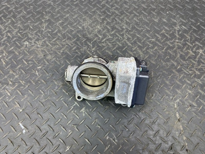 Дроссельная заслонка