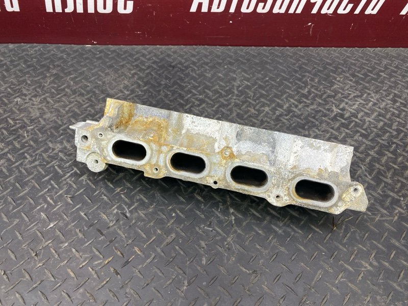 Впускной коллектор