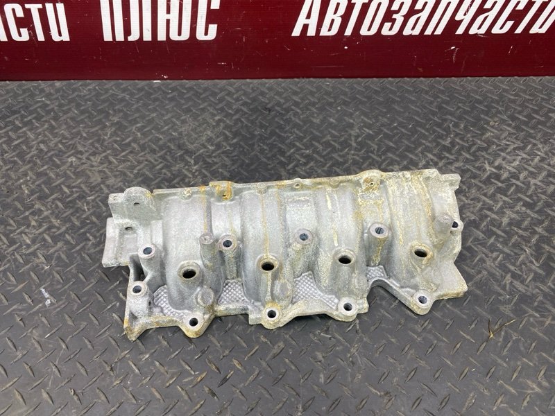 Впускной коллектор