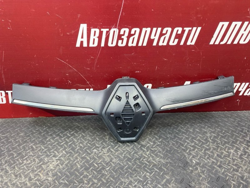 Накладка решетки радиатора