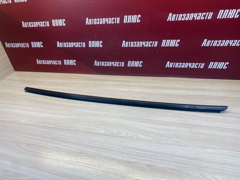 Уплотнитель стекла двери внешний