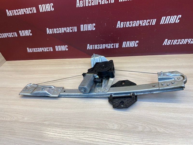 Стеклоподъемник    двери