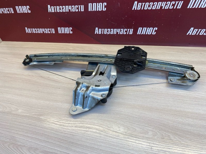 Стеклоподъемник    двери