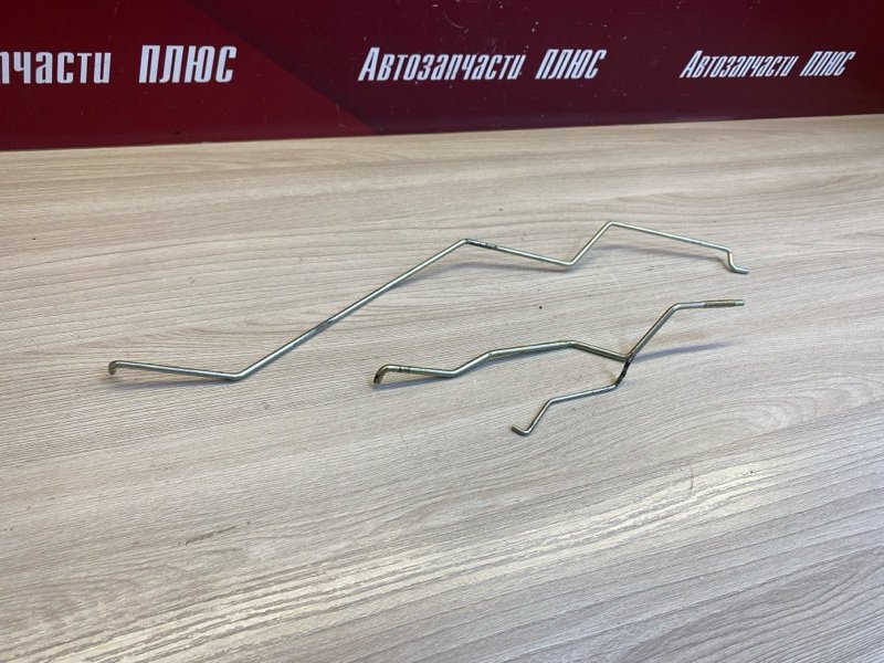 Тяга замка двери