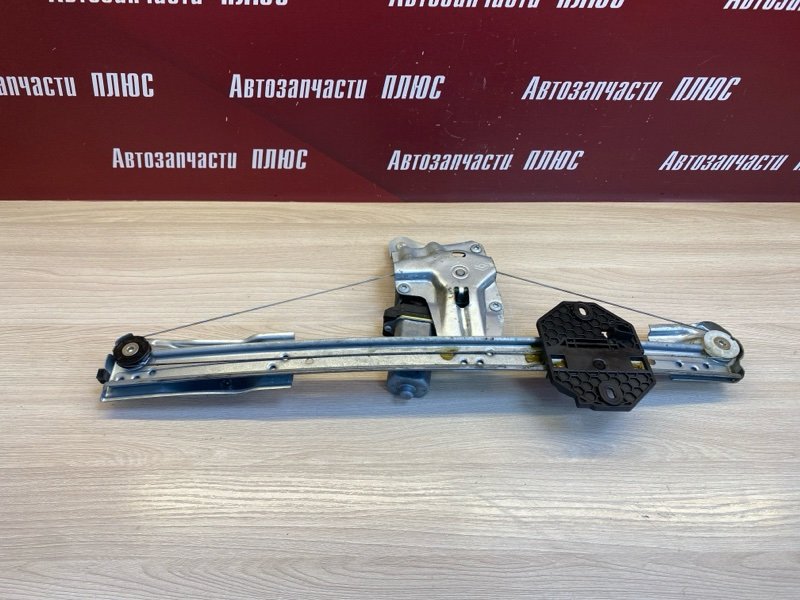 Стеклоподъемник    двери