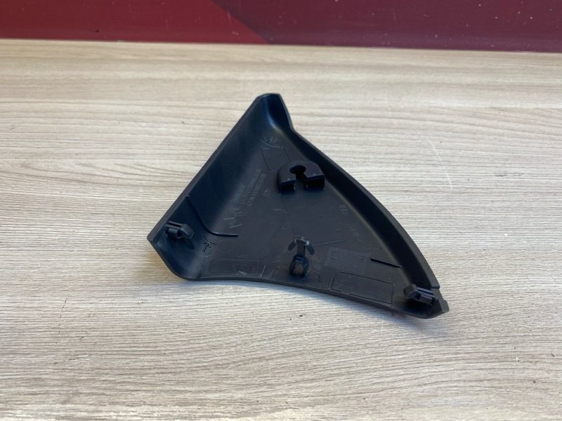 Уголок зеркала