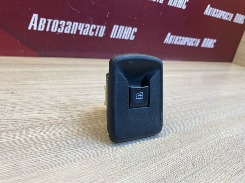 Кнопка стеклоподъемника