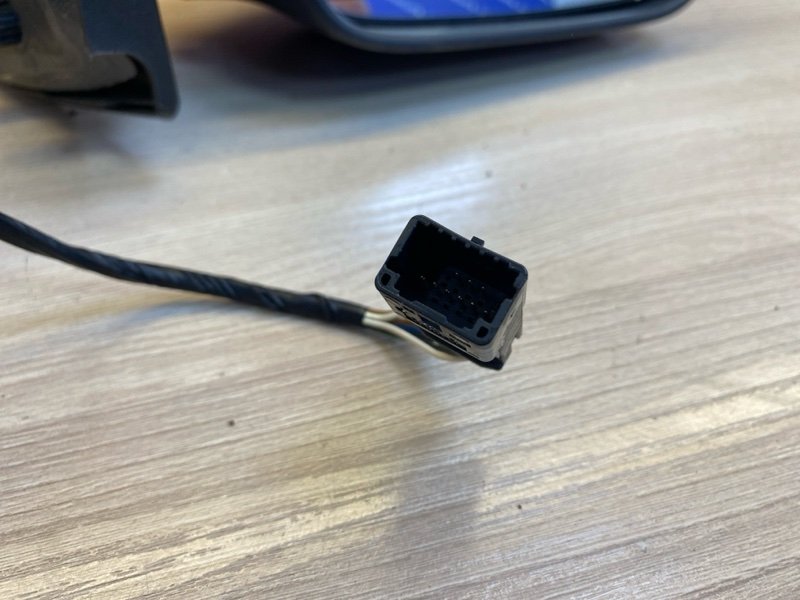 Зеркало заднего вида боковое