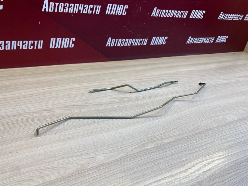 Тяга замка двери