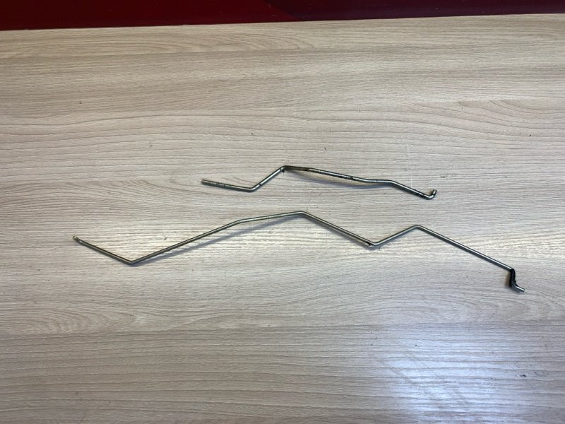 Тяга замка двери