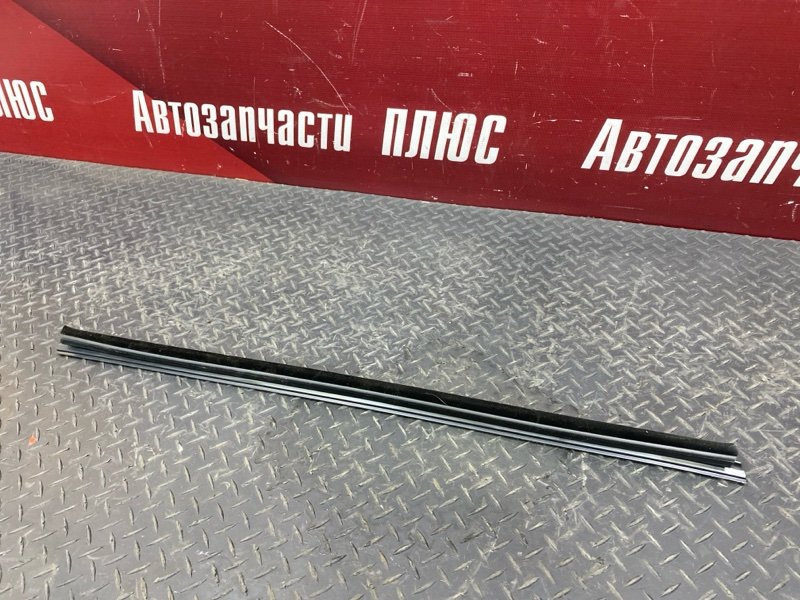 Уплотнитель стекла двери внутренний