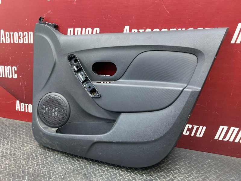 Обшивка боковой двери