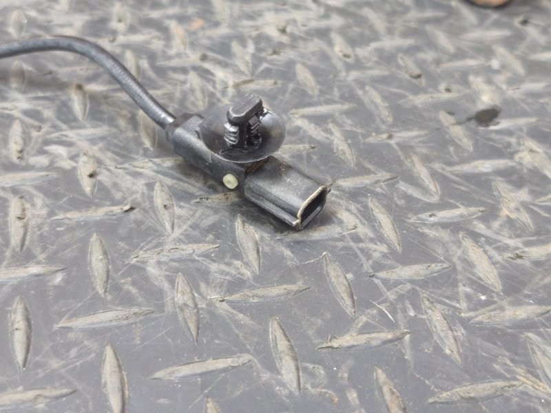 Кулак поворотный