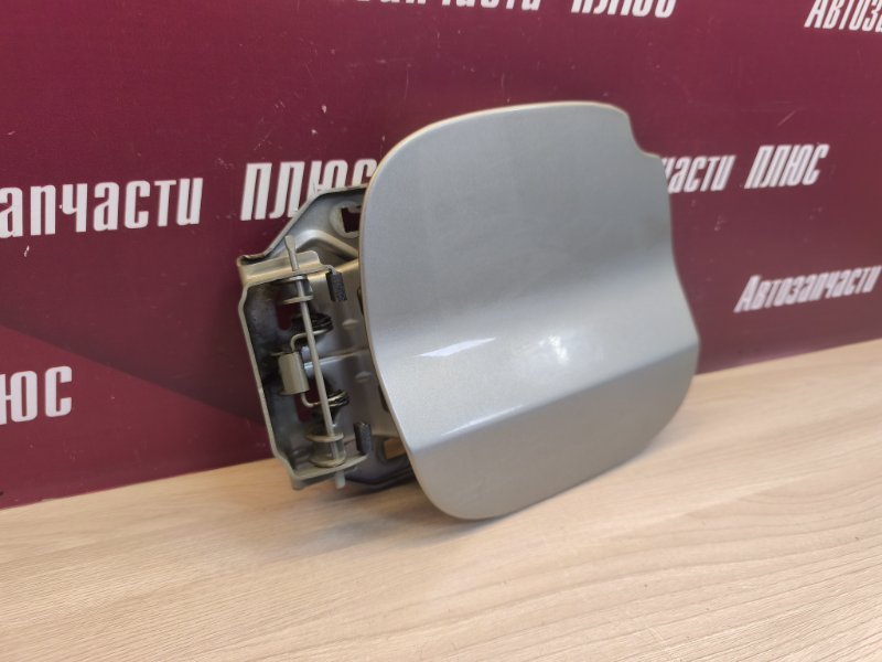 Лючок бензобака