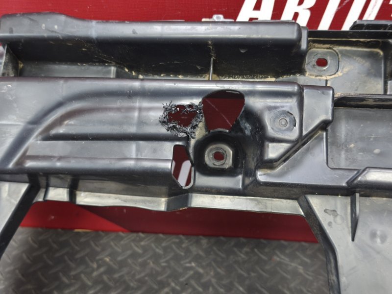 Усилитель бампера