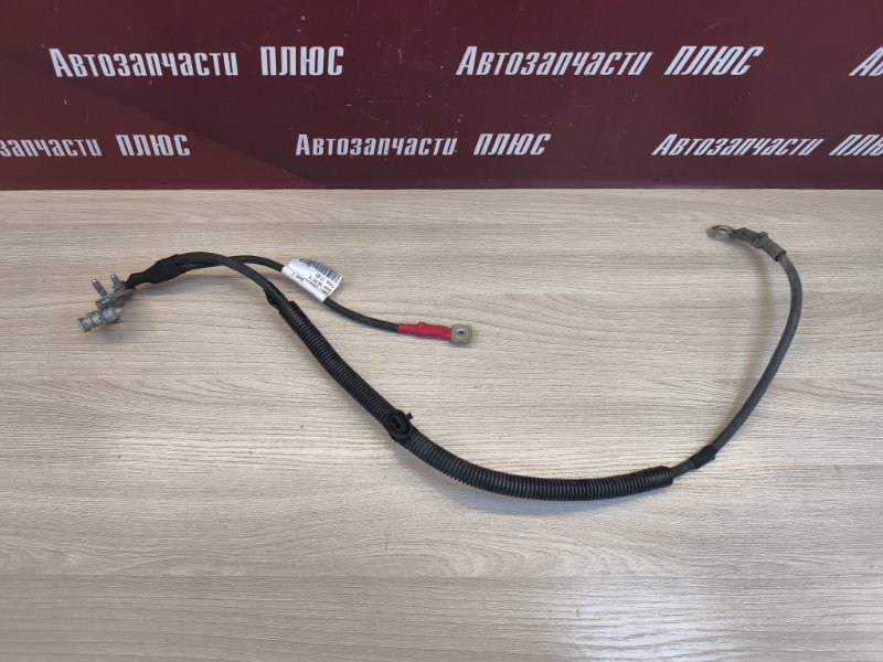 Клемма аккумулятора (минусовая)