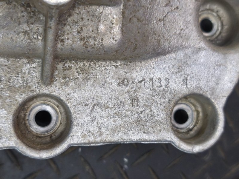 Кронштейн генератора