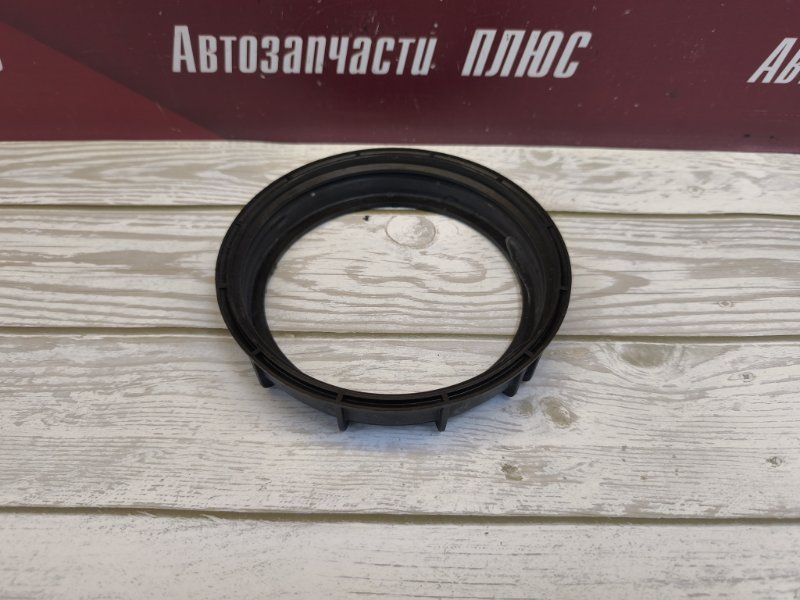 Гайка топливного насоса