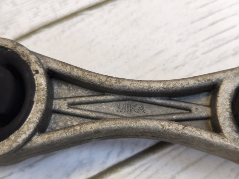 Опора двигателя