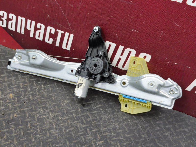 Стеклоподъемник    двери