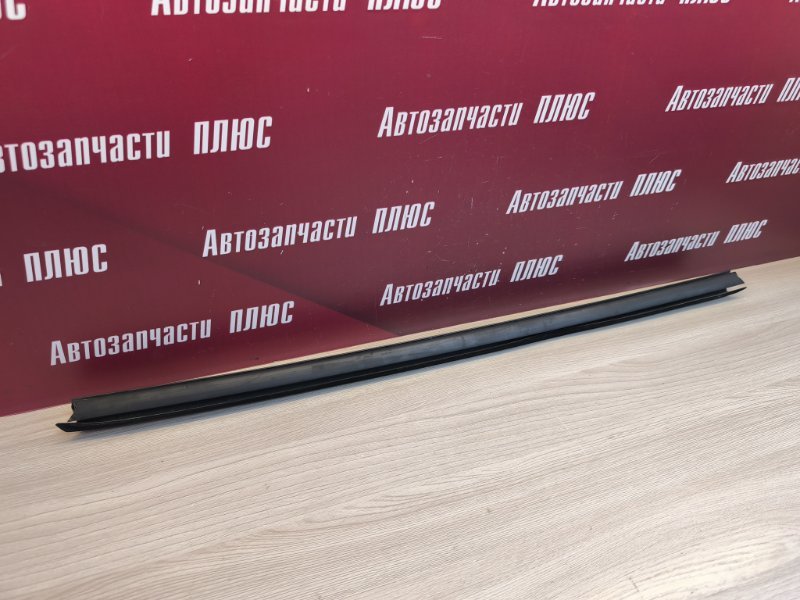 Уплотнитель стекла двери внутренний