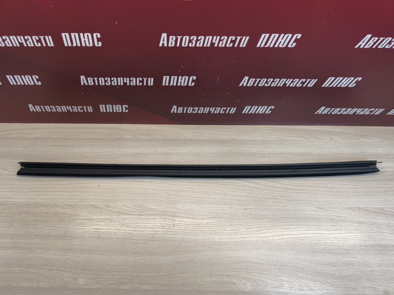 Уплотнитель стекла двери внутренний